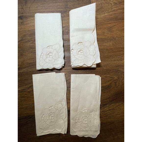 Lot of 4 vintage Hankerchiefs - Picture 5 of 16